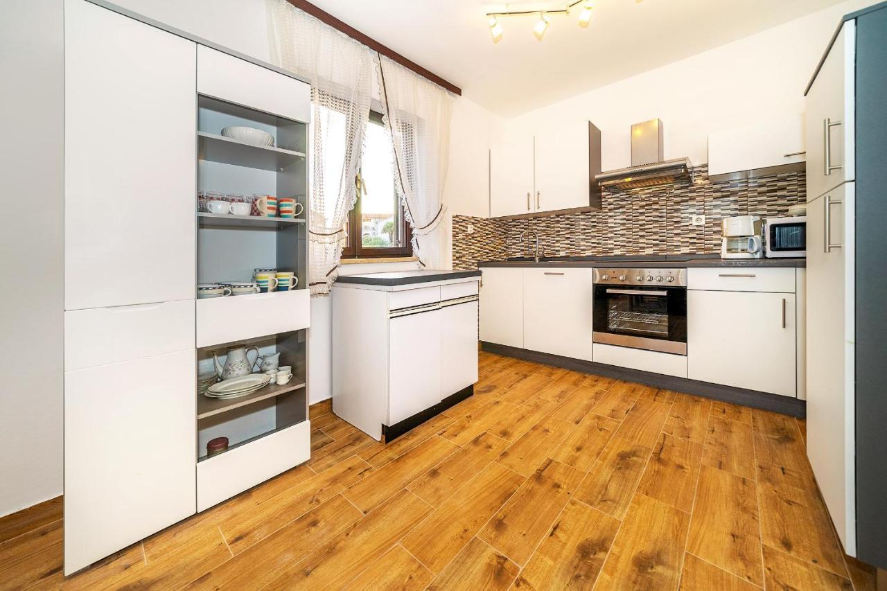 Apartments Jurina 2 Krk Town Εξωτερικό φωτογραφία